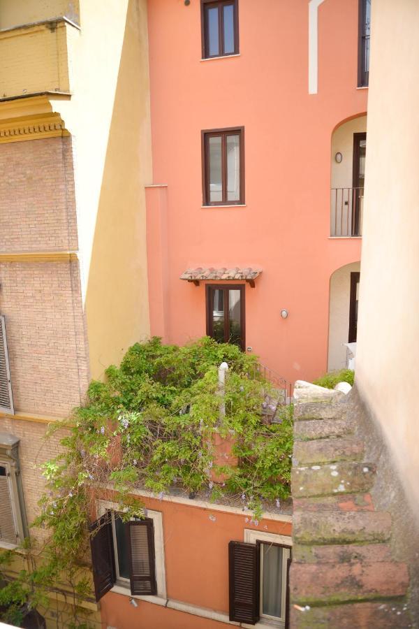 Fidia Palace Claudia'S Apartment Colosseo Rom Exterior foto